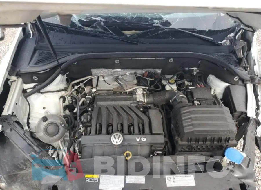 1V2MR2CA2MC528116 Photo# 12