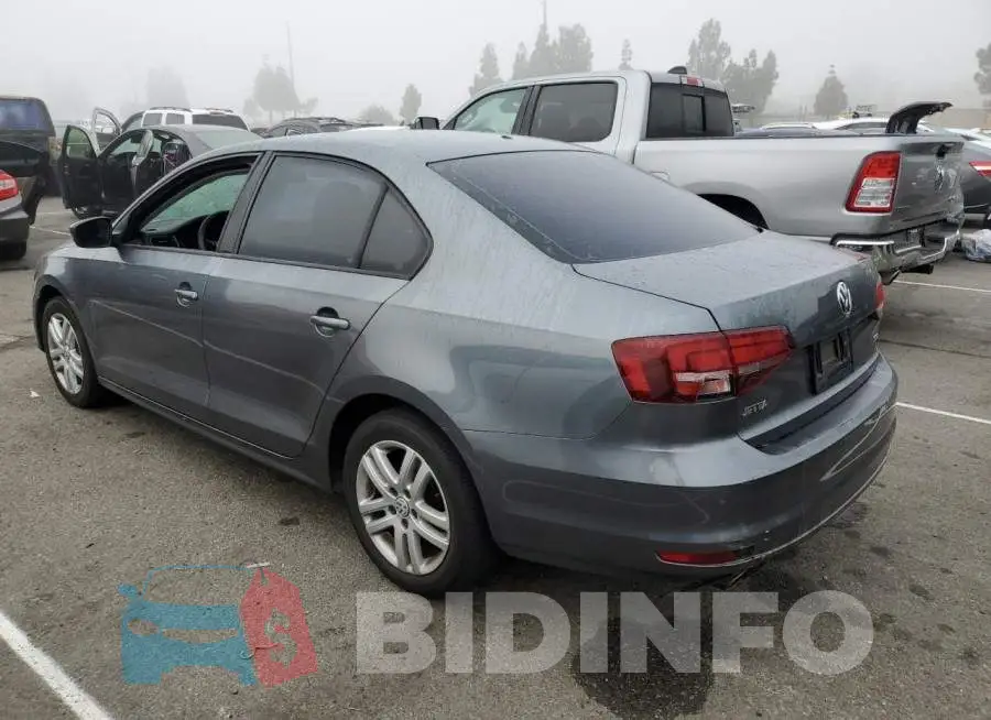 3VW2B7AJXJM257598 Photo# 2