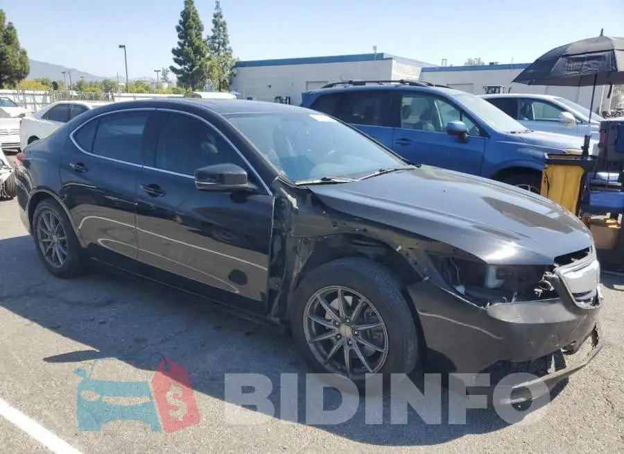 19UUB1F38HA000984 Photo# 4