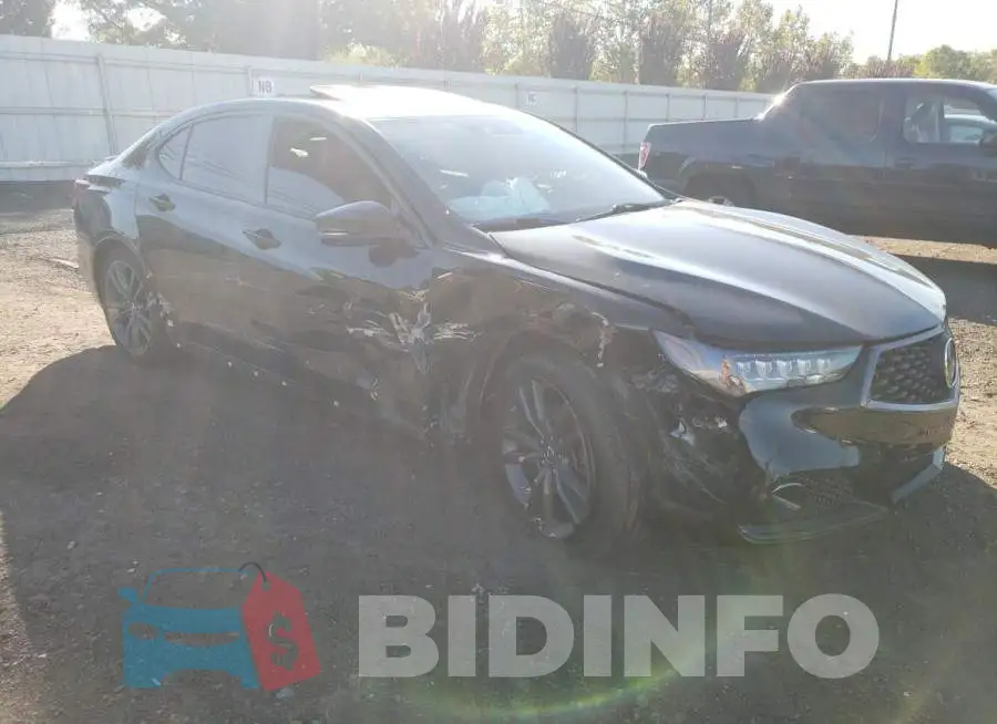 19UUB3F66JA006844 Photo# 4