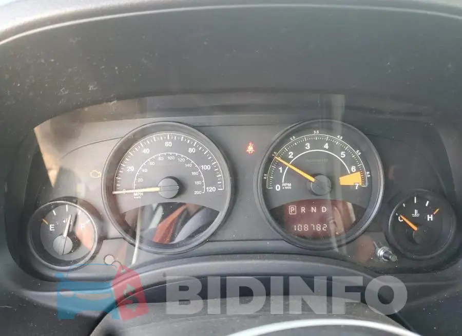 1C4NJRFB8GD610876 Photo# 9