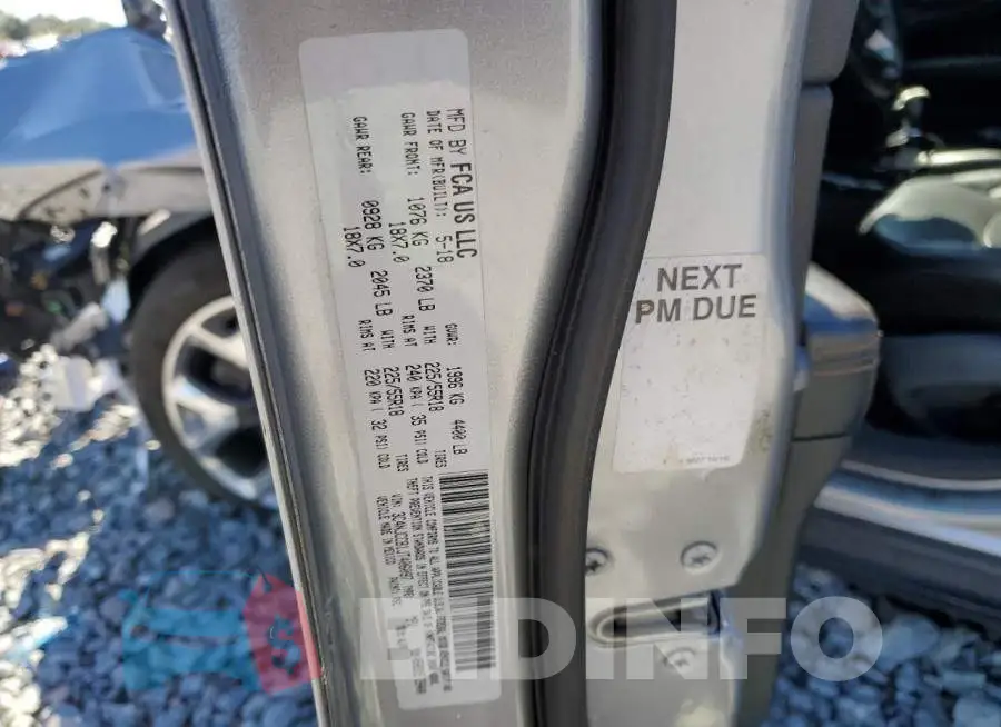 3C4NJCCB1JT406097 Photo# 13