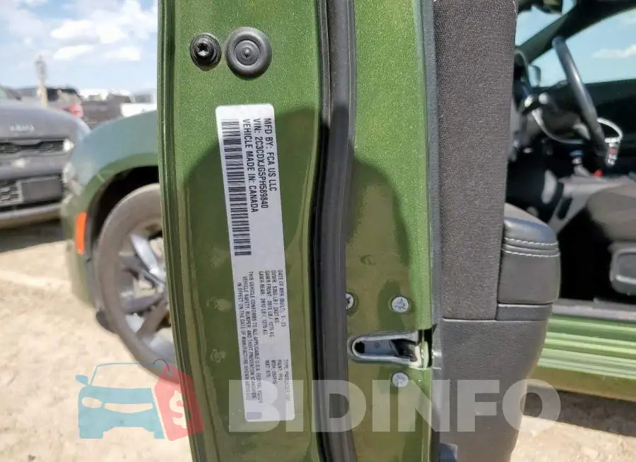 2C3CDXJG5PH589840 Photo# 12