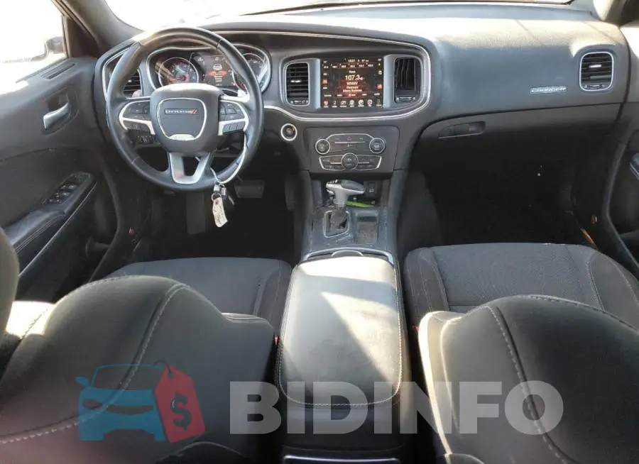 2C3CDXJG9GH141066 Photo# 8