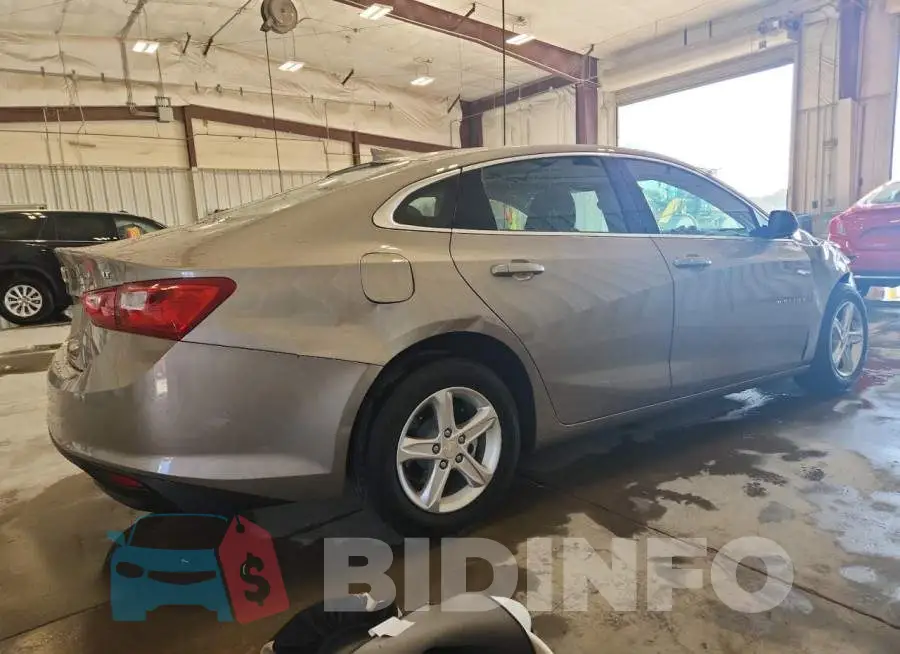 1G1ZD5ST4PF245321 Photo# 3