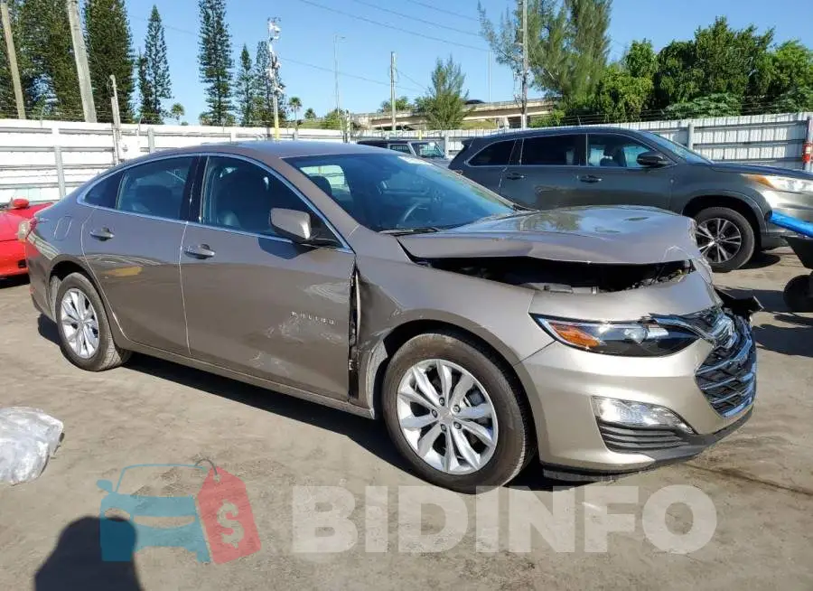 1G1ZD5ST8RF137884 Photo# 4
