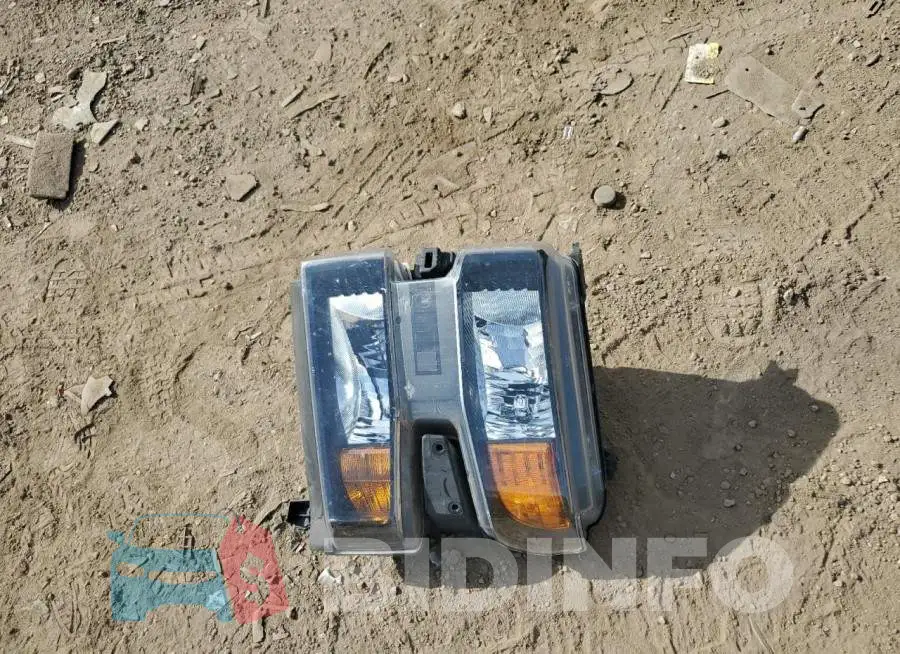 1GCRYCEF2KZ346600 Photo# 13