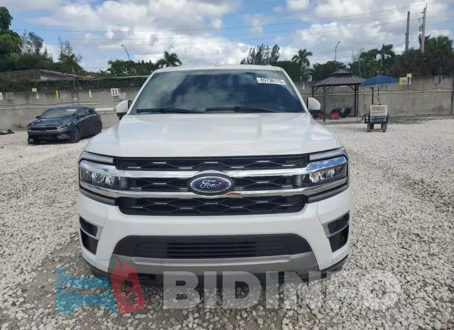 1FMJK2A86REA29724 Photo# 5