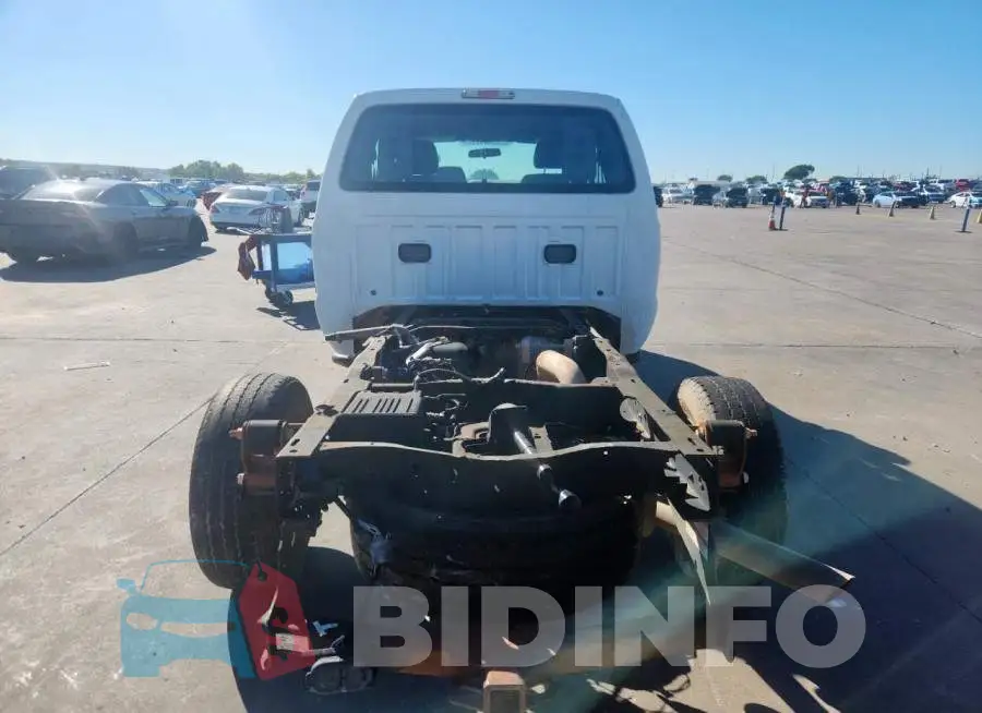 1FT7X2B63GEA72802 Photo# 6