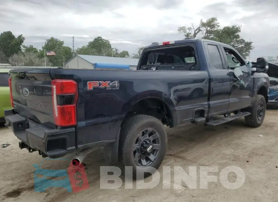 1FT8X3BN3PEC08444 Photo# 3
