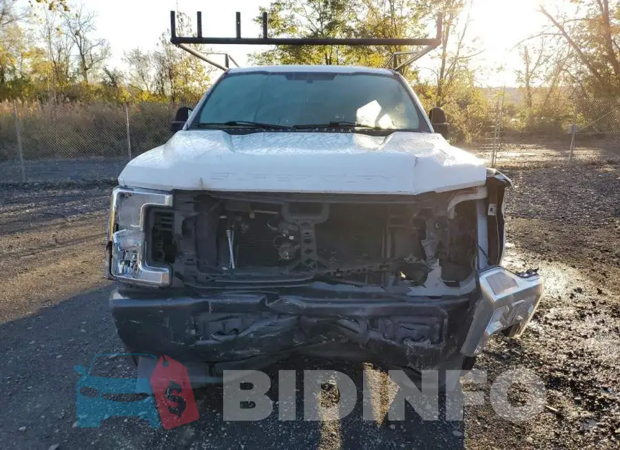 1FTBF2B63KED69901 Photo# 5