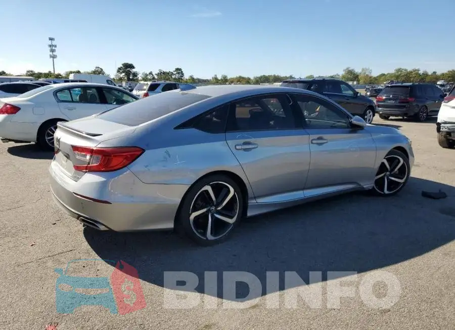 1HGCV1F35KA101832 Photo# 3