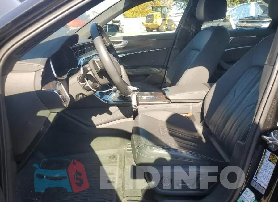 WAUM2AF27KN082628 Photo# 7