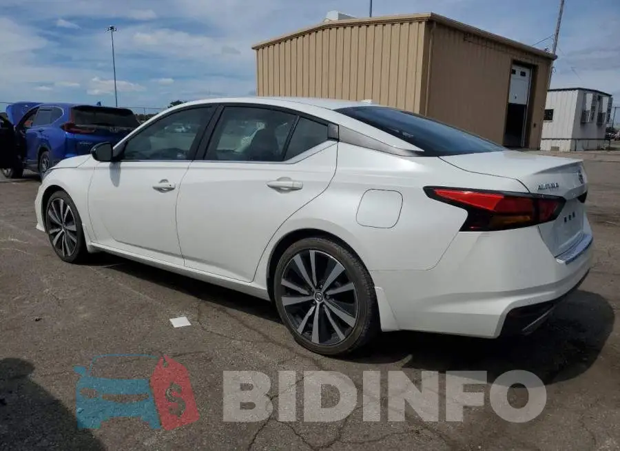 1N4BL4CV6NN352644 Photo# 2