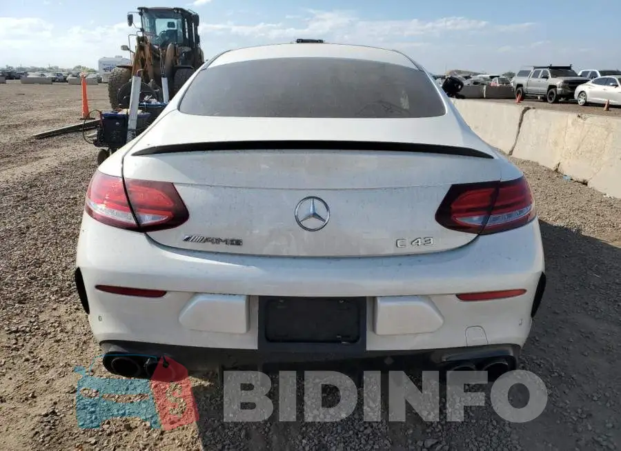 WDDWJ6EB0KF883835 Photo# 6