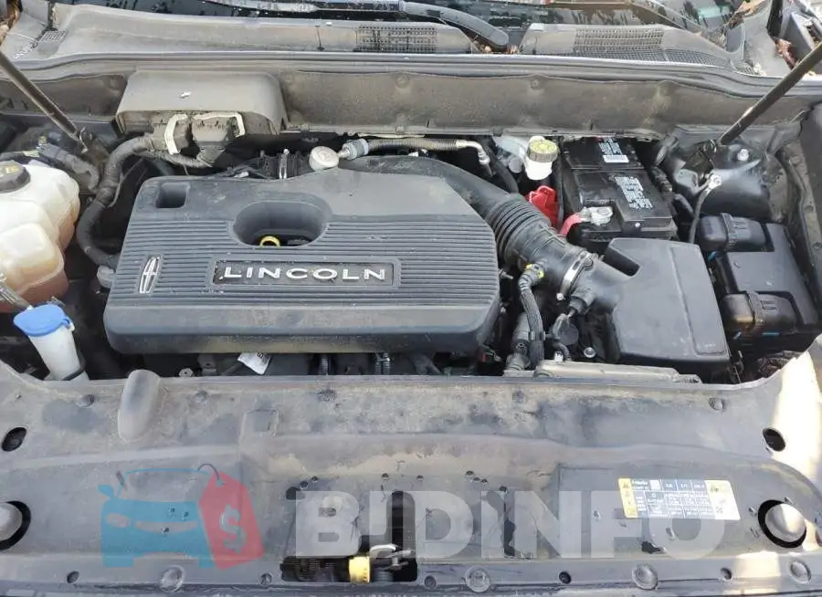 2LMPJ8L95KBL46017 Photo# 12