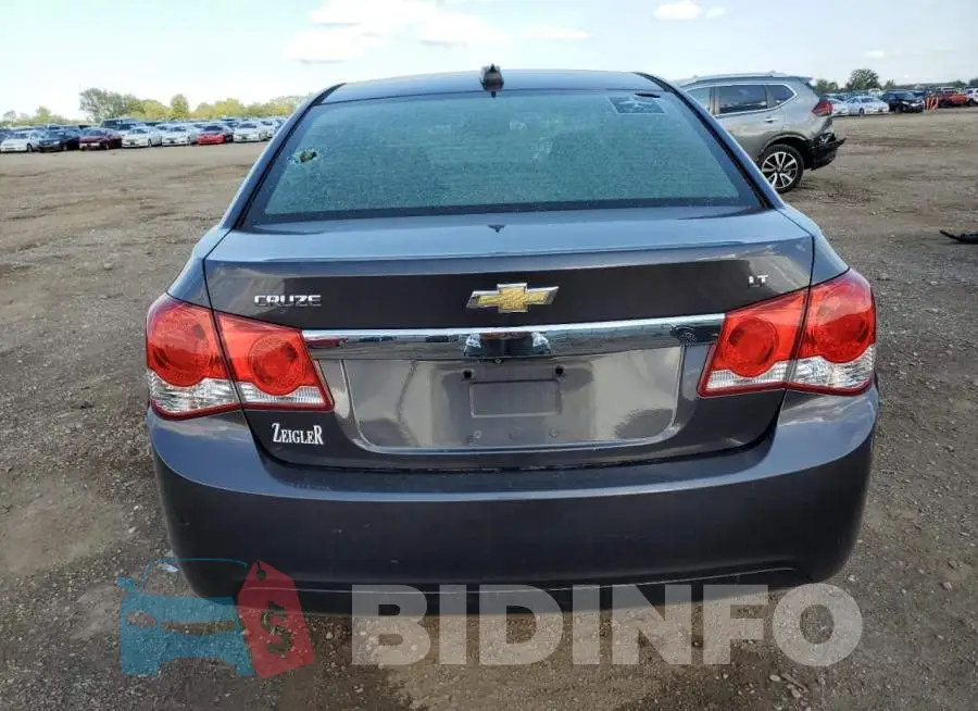 1G1PE5SB3G7229147 Photo# 6