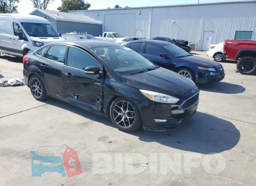 1FADP3F22GL310625 Photo# 4