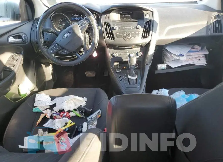 1FADP3F29GL404503 Photo# 8