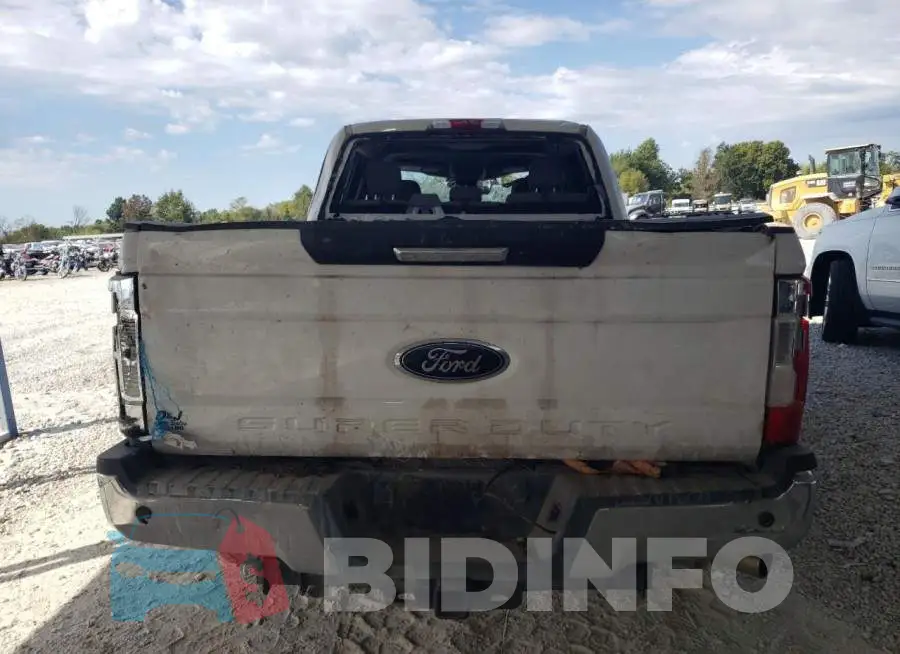 1FT7W2B61JEB59768 Photo# 6