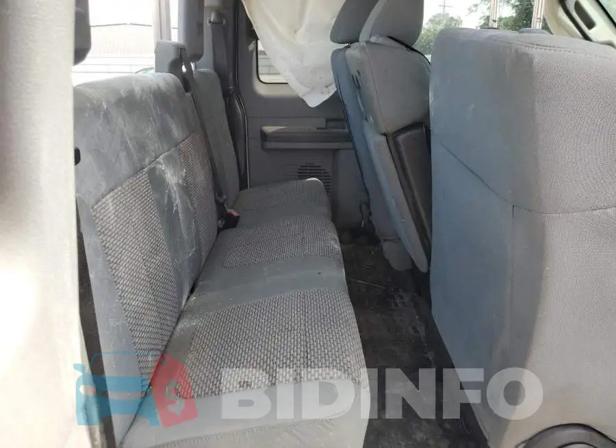 1FT7X2B64GEB16953 Photo# 10
