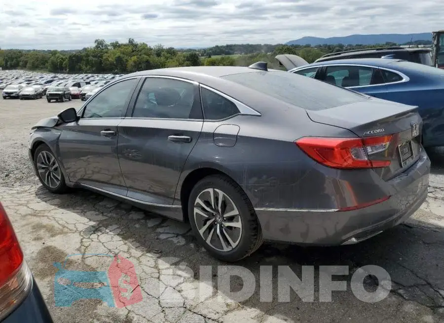 1HGCV3F52KA022227 Photo# 2