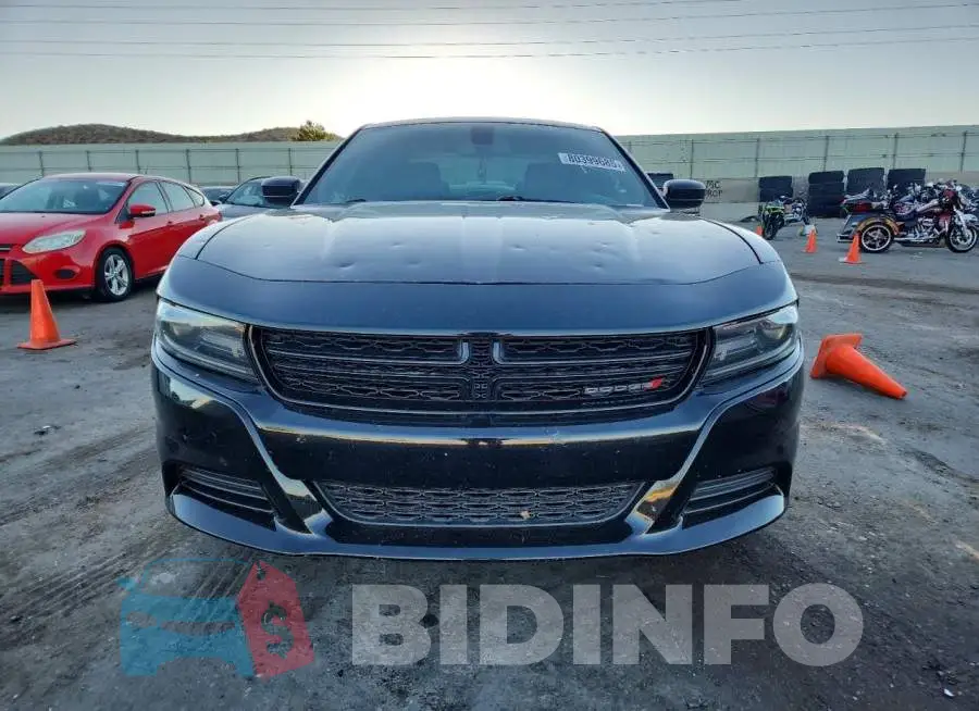 2C3CDXBG1KH666842 Photo# 5