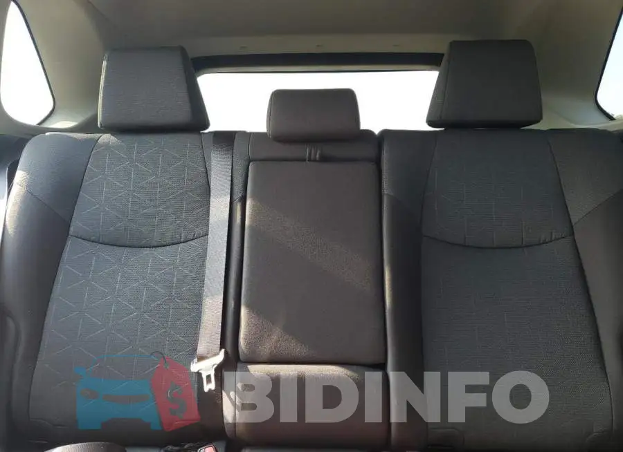 2T3P1RFV3RC489474 Photo# 10