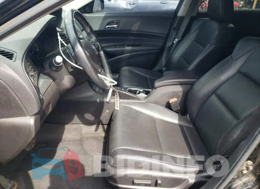19UDE2F37HA006806 Photo# 7