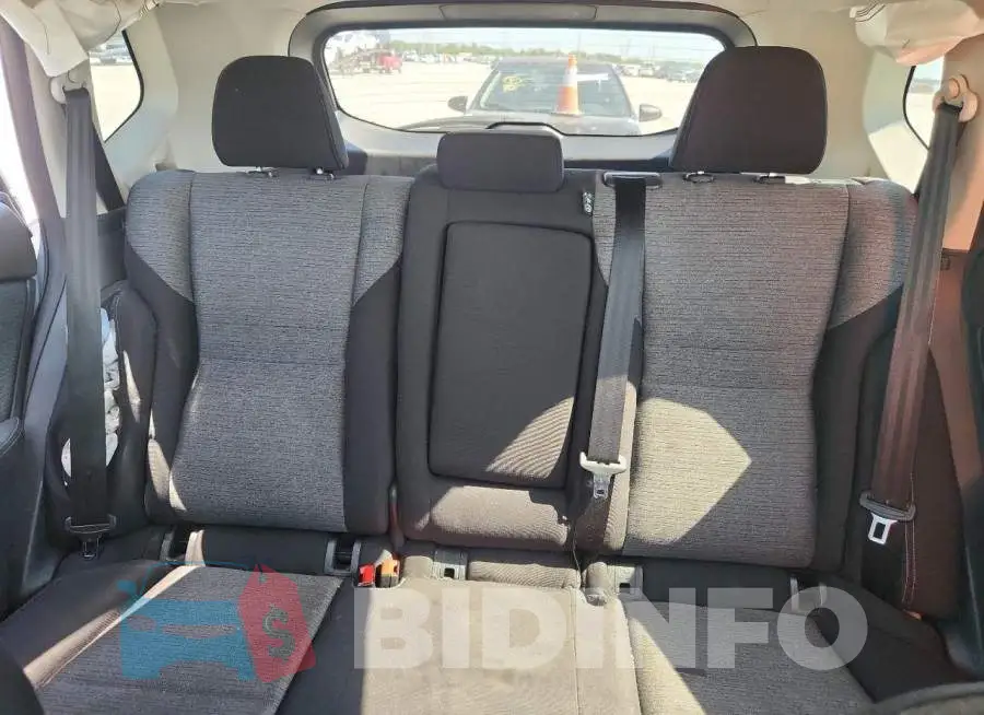 5N1BT3BB3PC801588 Photo# 10