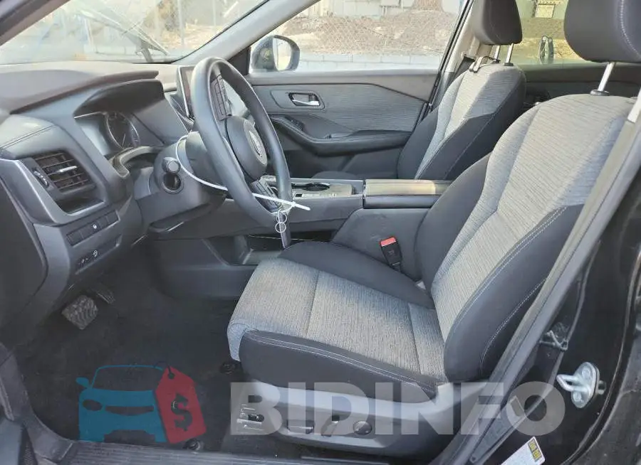 JN8BT3BA1PW429828 Photo# 7