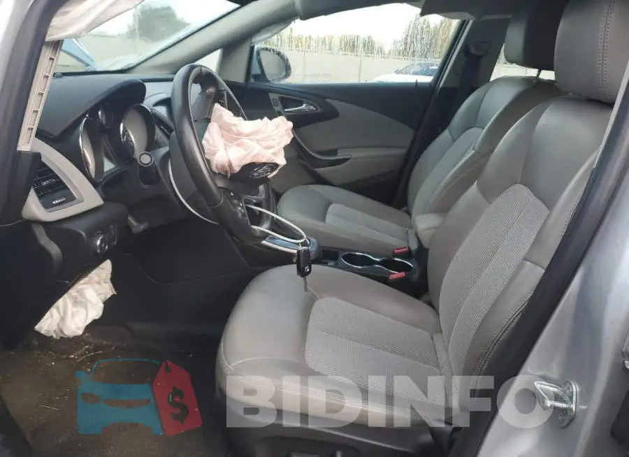 1G4PW5SK3G4174510 Photo# 7