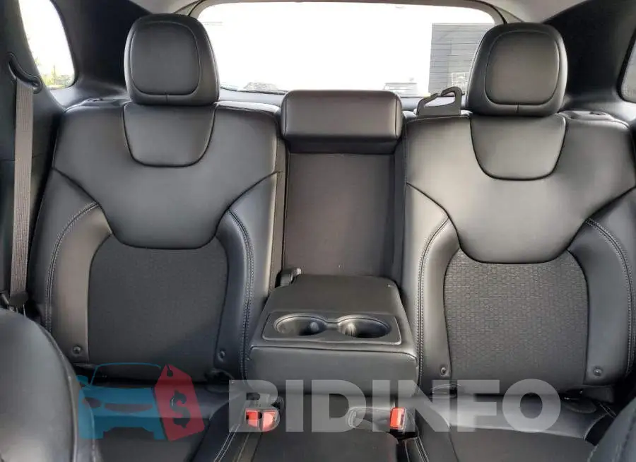 1C4PJLLB9KD312775 Photo# 10