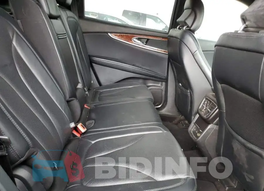 2LMPJ6LR5JBL23713 Photo# 11