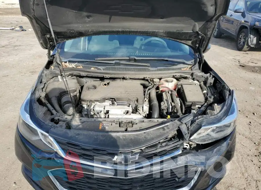 1G1BE5SM2J7245584 Photo# 11
