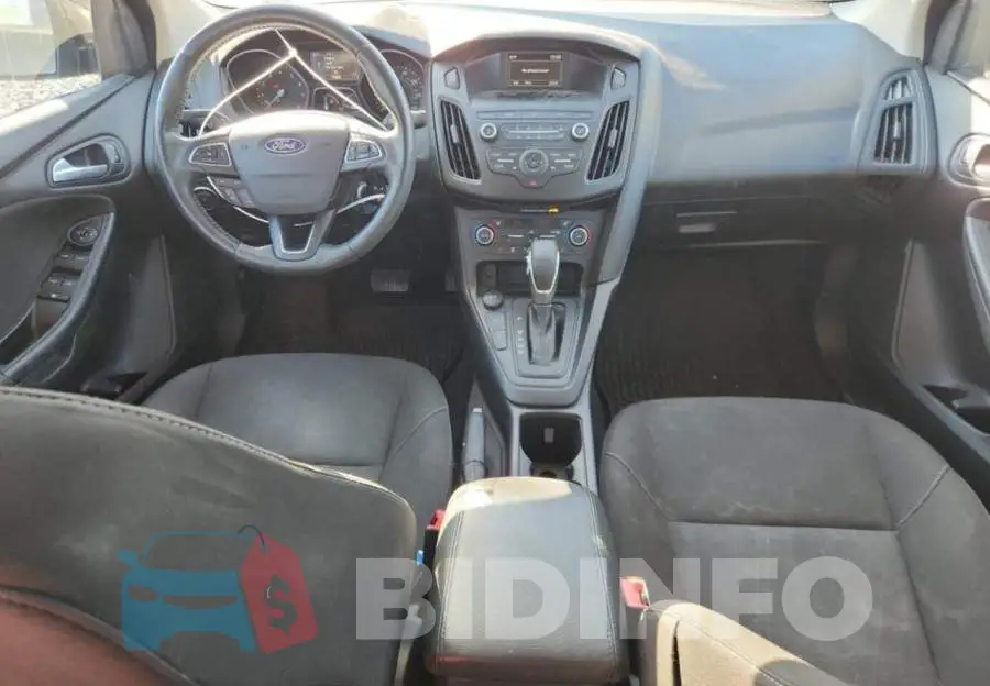 1FADP3FE7JL210442 Photo# 8