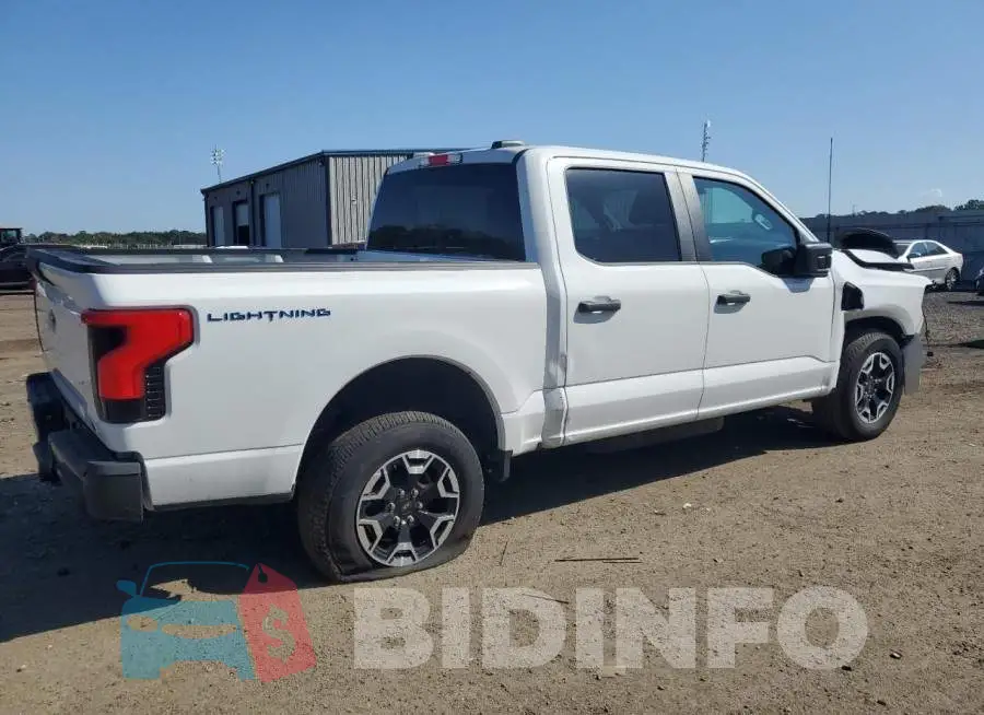 1FT6W1EVXPWG44485 Photo# 3