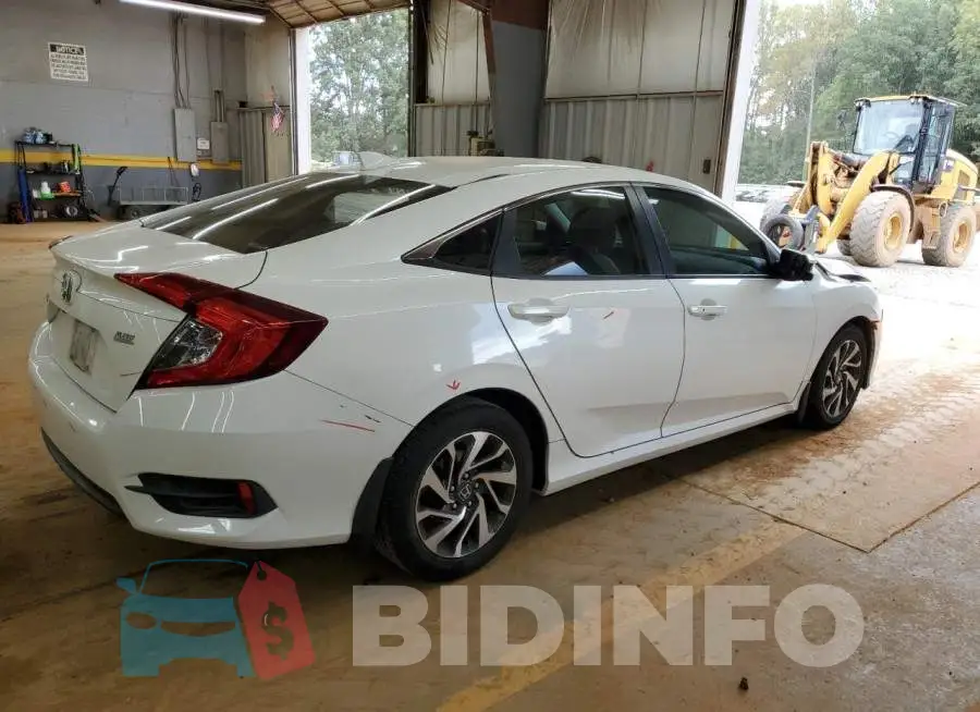 19XFC2F78HE014779 Photo# 3