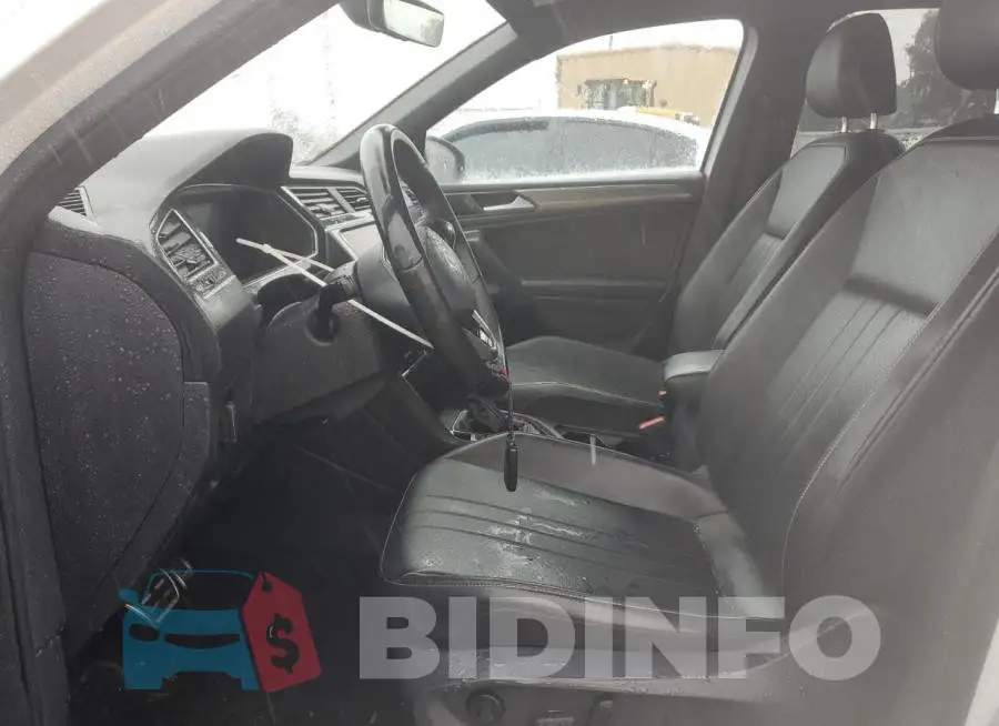 3VVCB7AX5NM060163 Photo# 7