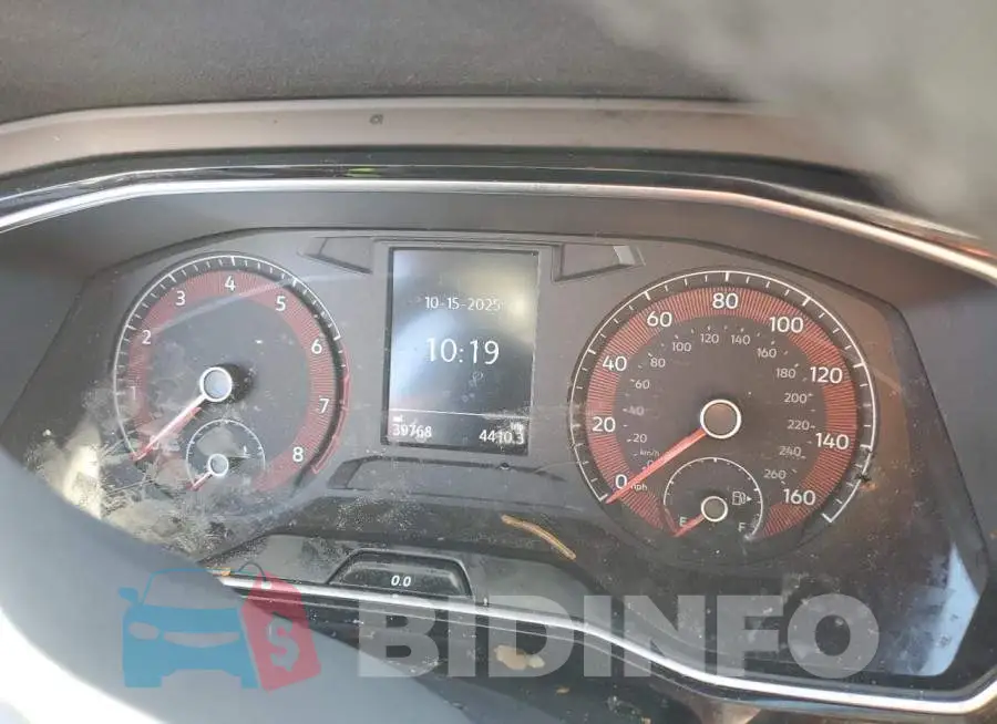 3VWC57BU7KM135318 Photo# 9