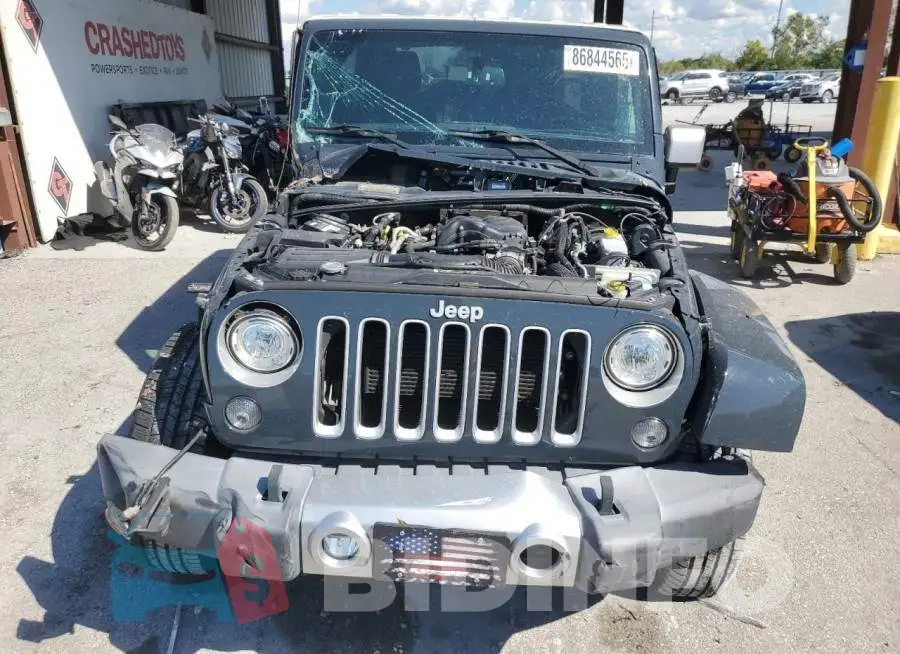 1C4BJWEGXHL685262 Photo# 5