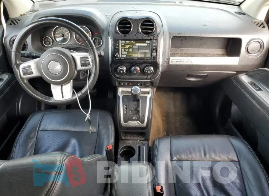 1C4NJDEB8HD168042 Photo# 8