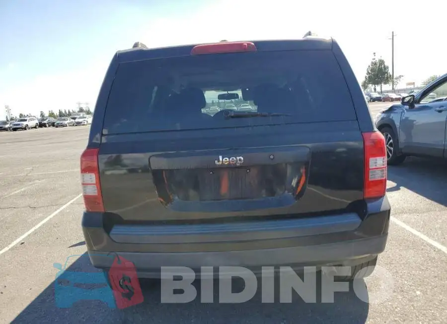 1C4NJPBB4GD547723 Photo# 6