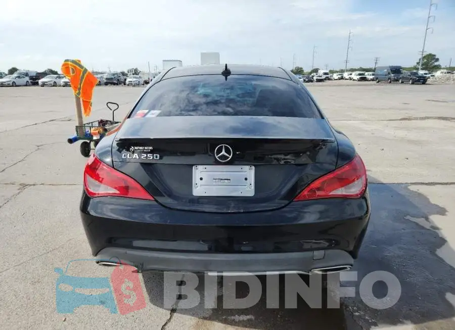 WDDSJ4EB8JN611573 Photo# 6