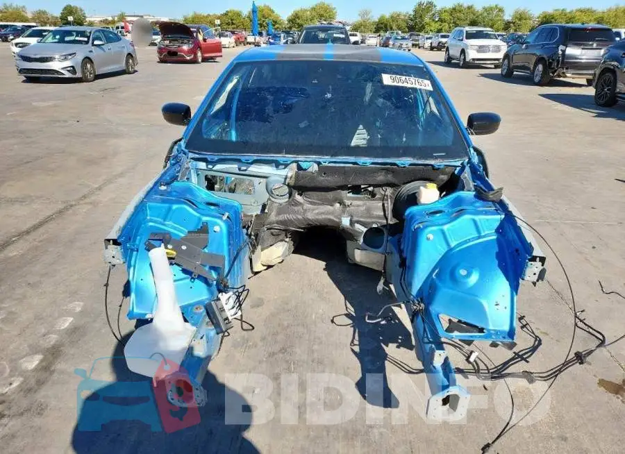 2C3CDXGJ1PH631486 Photo# 5