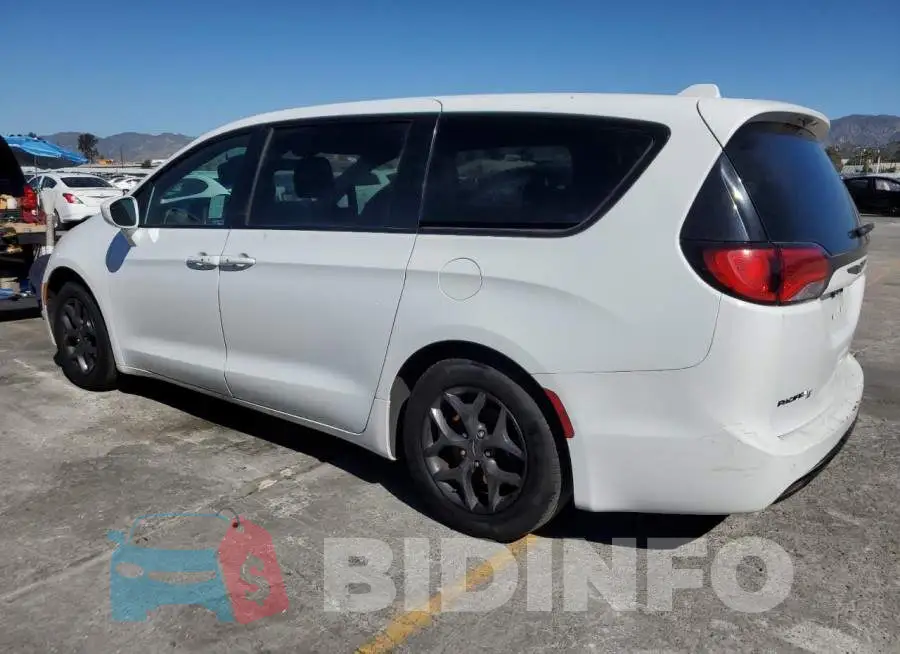 2C4RC1FG9JR287225 Photo# 2