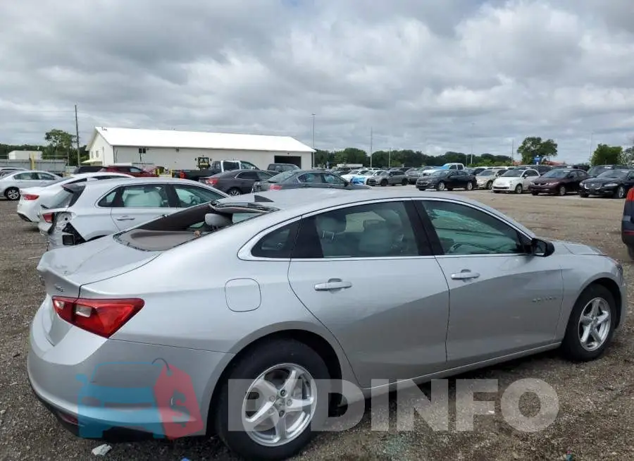1G1ZB5ST0JF131958 Photo# 3