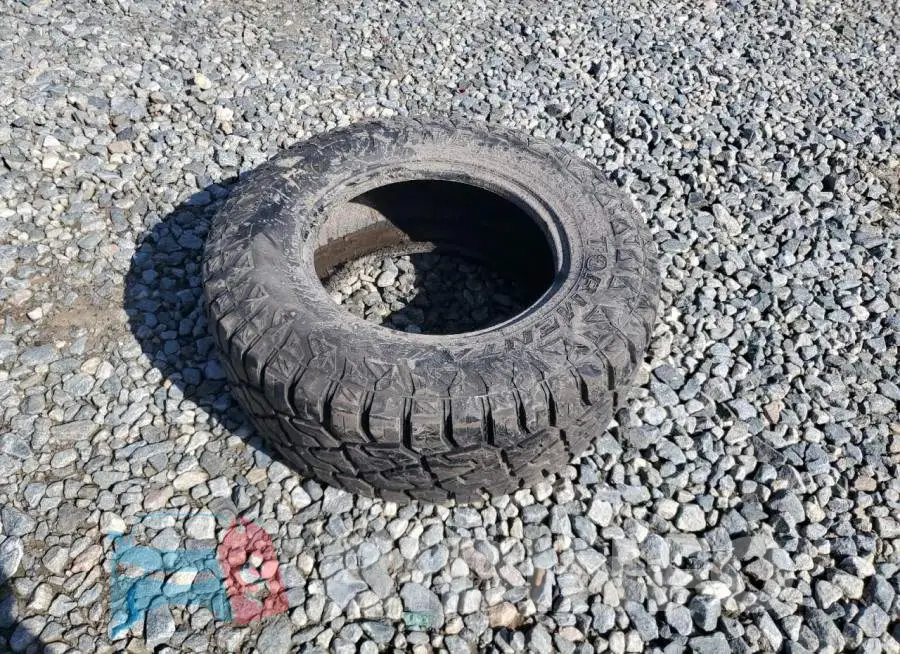 3GCPYCEF7LG172063 Photo# 12