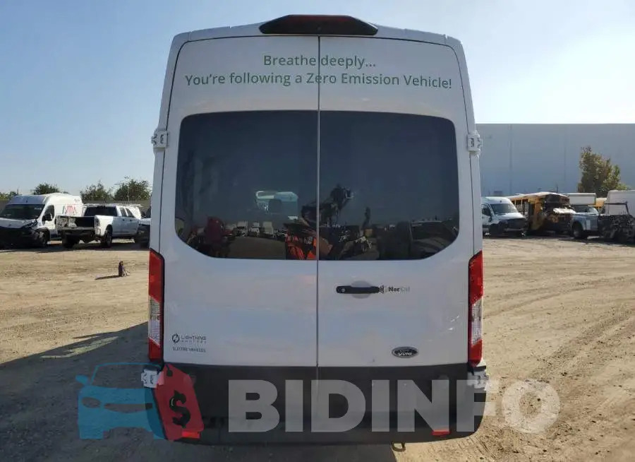 1FDVU4X87LKB61852 Photo# 6