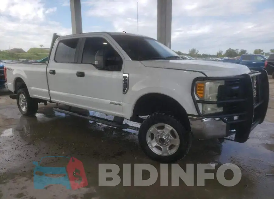 1FT7W2BT6JEB81710 Photo# 4